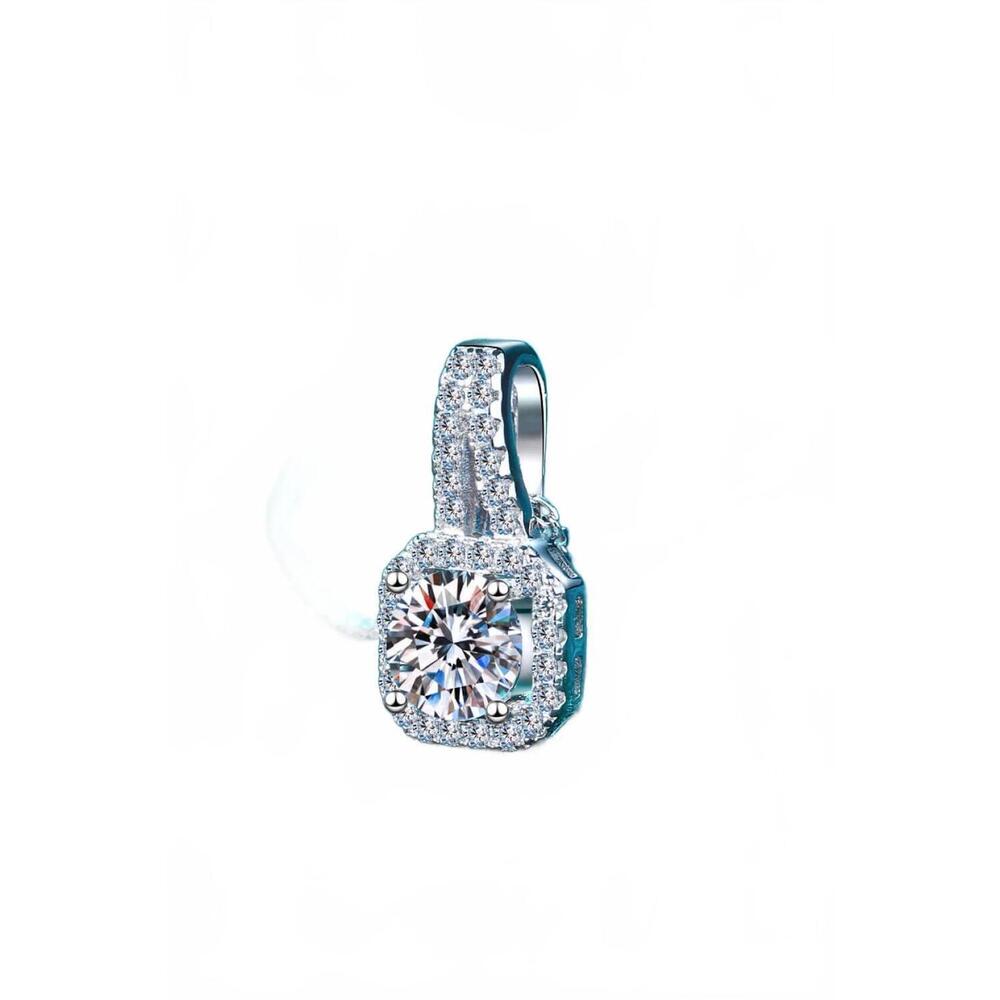 NEW ADORED 1 carat moissanite necklace in white